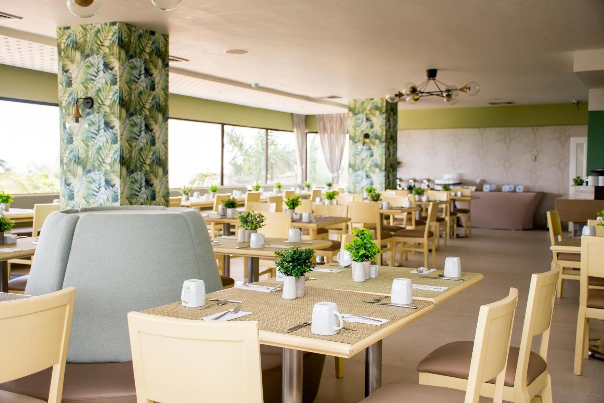 Hotel Capilla Del Mar Cartagena Exterior photo The restaurant