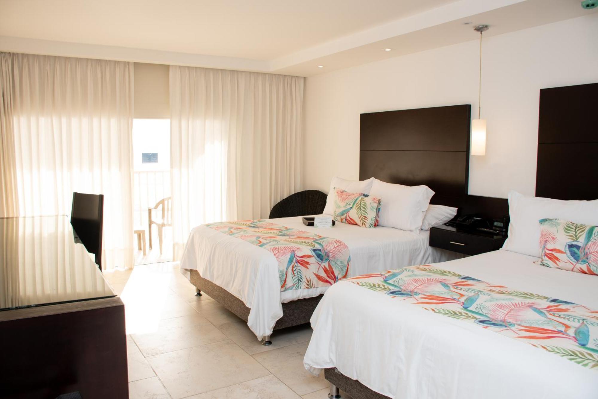 Hotel Capilla Del Mar Cartagena Exterior photo A room at the Hard Rock Hotel Vallarta