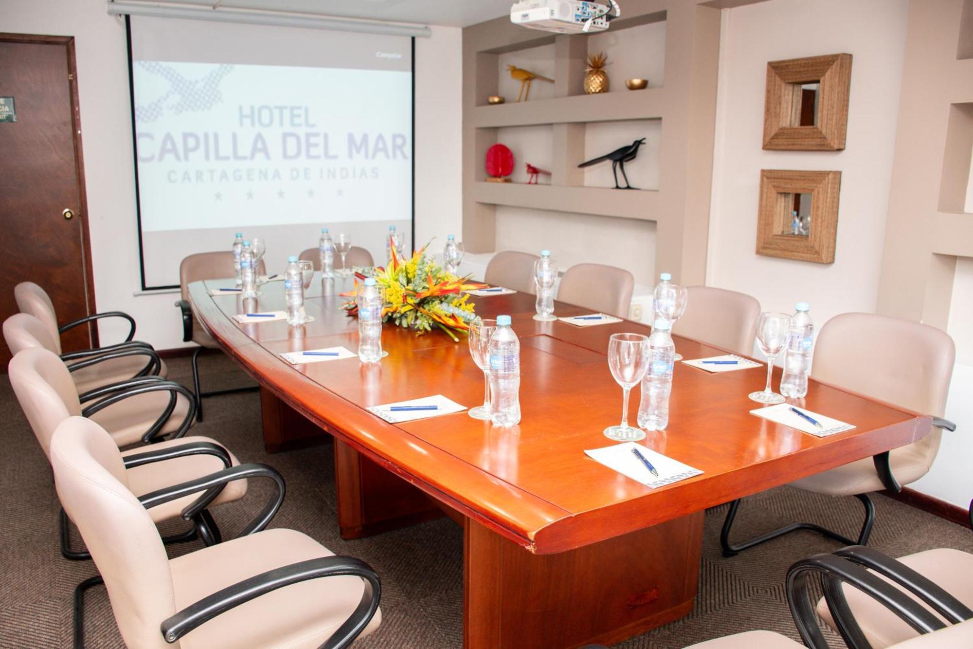 Hotel Capilla Del Mar Cartagena Exterior photo Meeting room