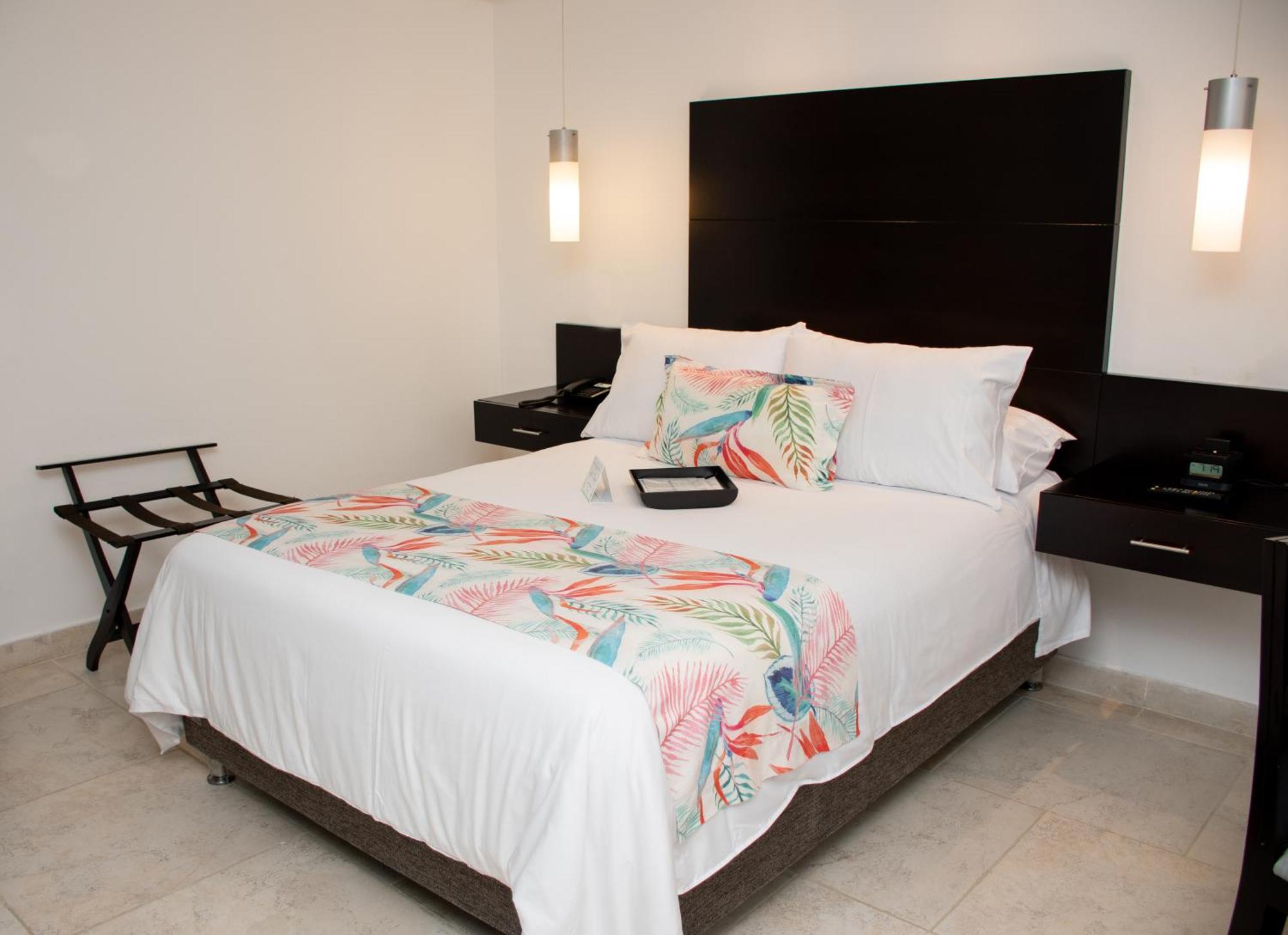 Hotel Capilla Del Mar Cartagena Exterior photo A bedroom at the hotel